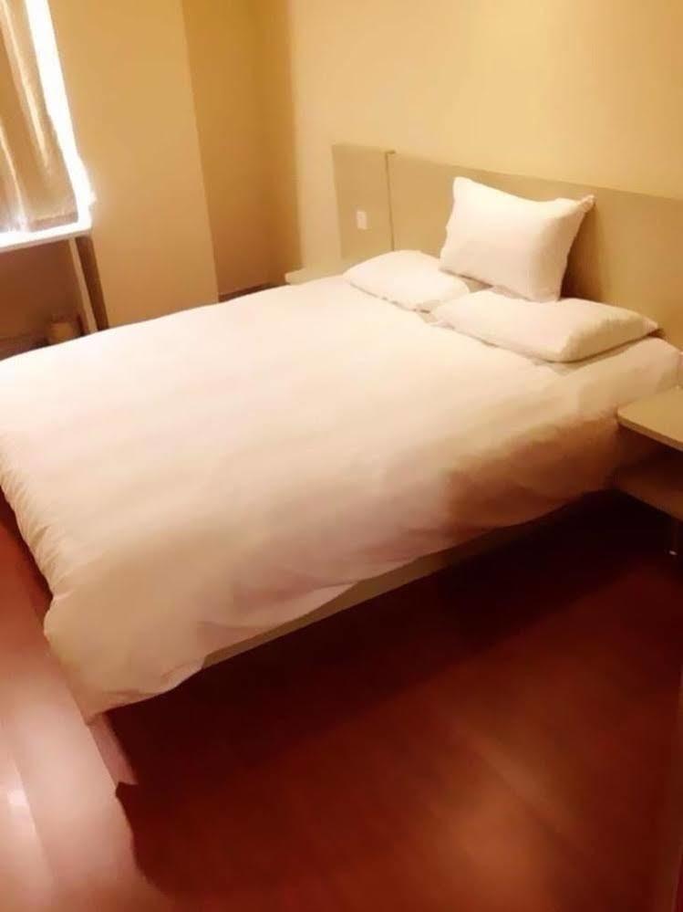 Hanting Hotel Shanghai Jiaotong University Jiangchuan Road Second Branch Luaran gambar